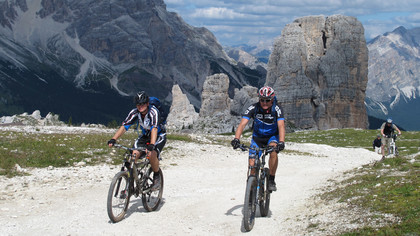 mountainbike hybrid Cube Stereo 140 HPC SLX 750 Farbe:LIL JAWS METALLIC Decathlon launching 2024 Rockrider RRD