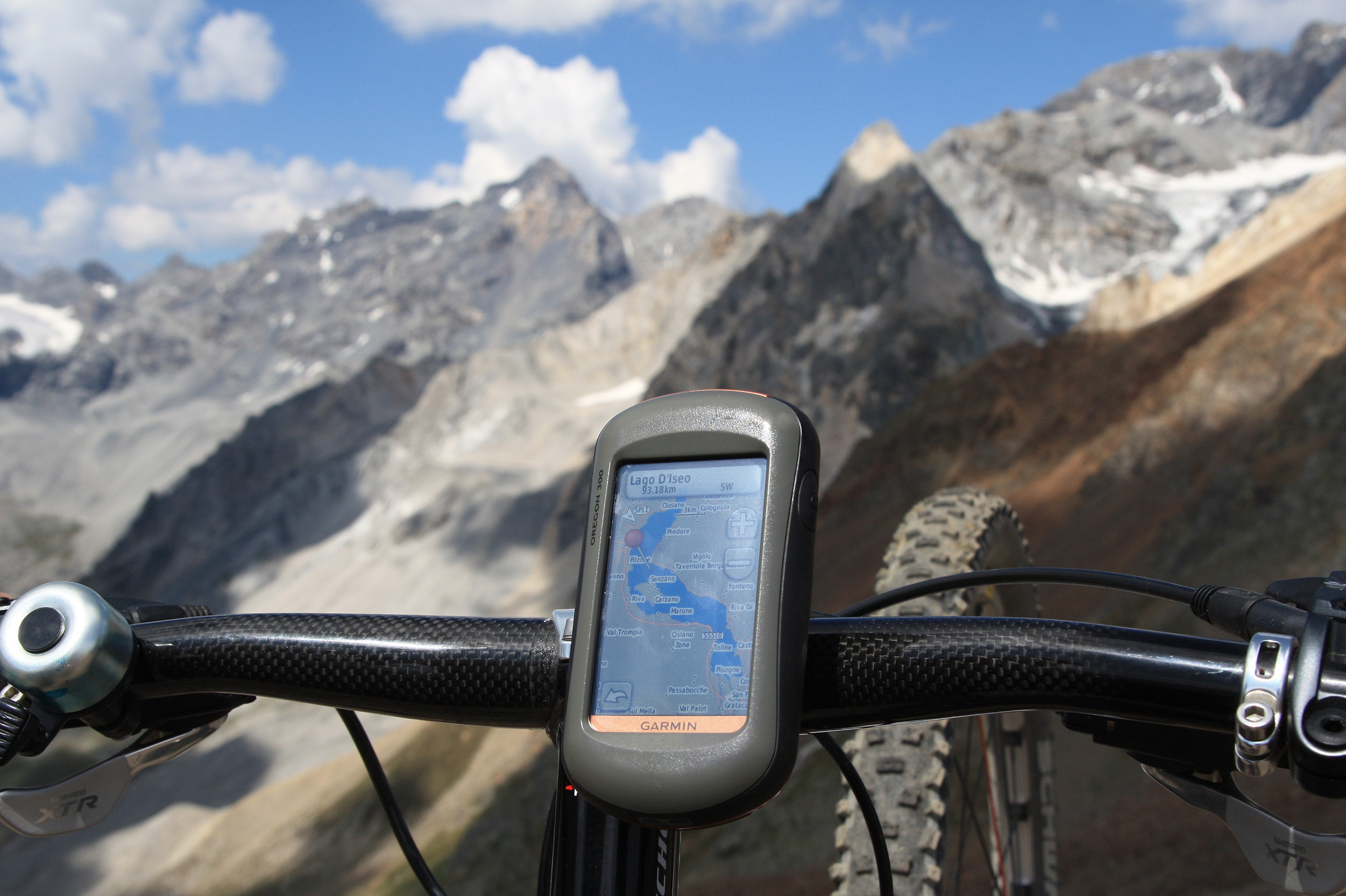 GPS-Gerät am E-Mountainbike